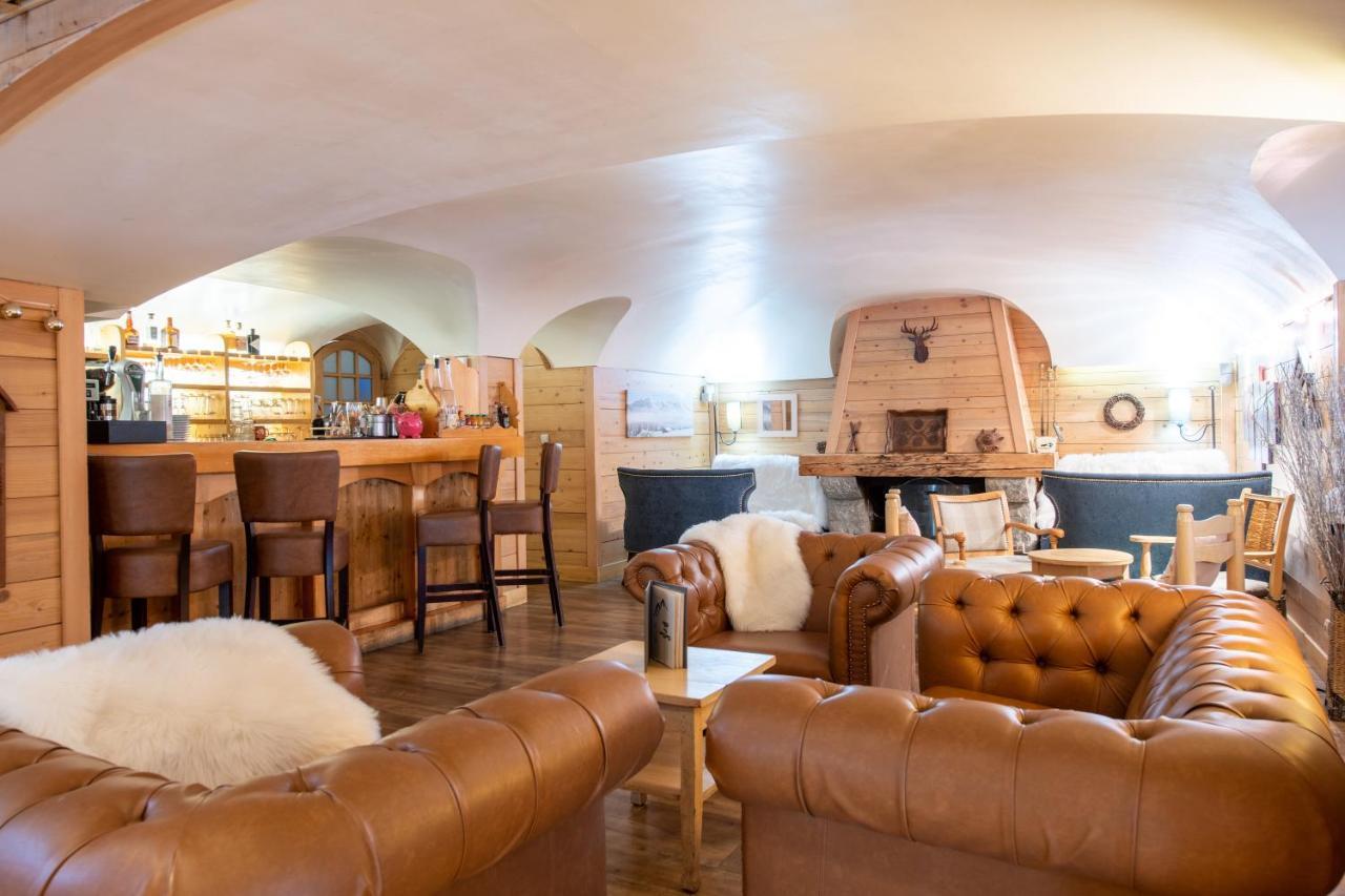 Hotel La Montagne La Clusaz Bagian luar foto