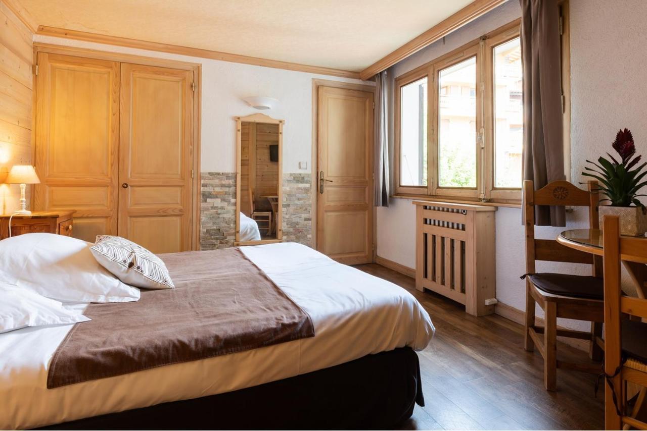 Hotel La Montagne La Clusaz Bagian luar foto
