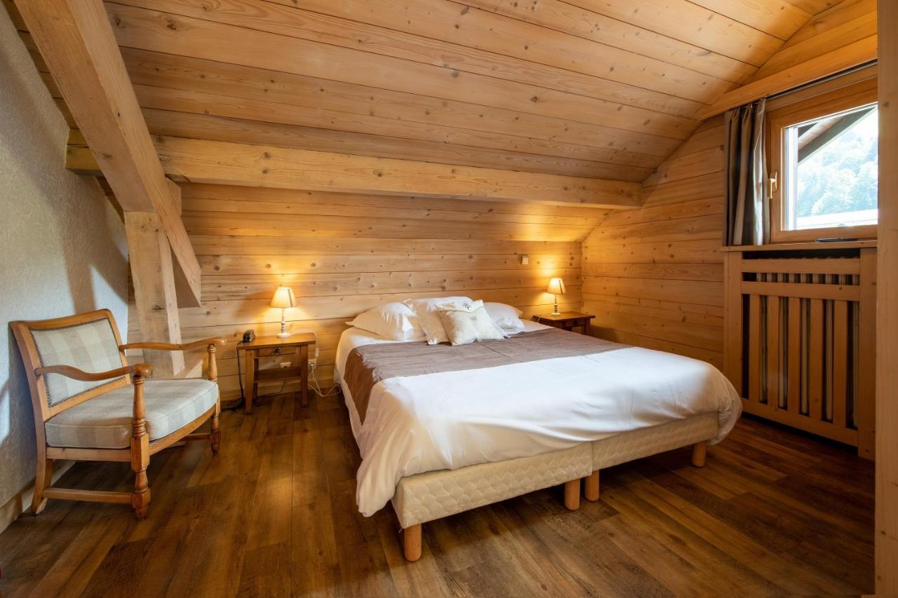Hotel La Montagne La Clusaz Bagian luar foto